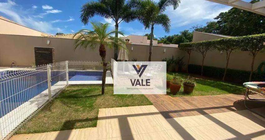 Sobrado com 3 dormitórios à venda, 361 m² por R$ 1.300.000,00 - Condomínio Serra Dourada - Araçatuba/SP