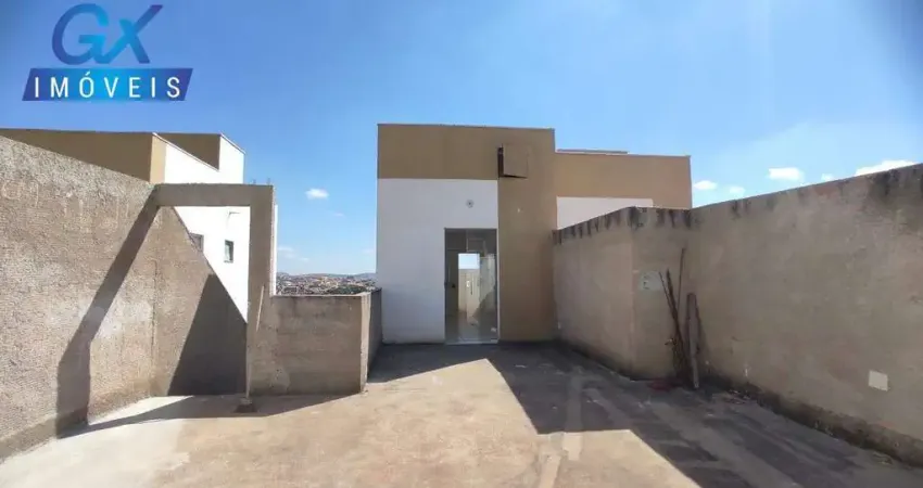 CASA INDIVIDUAL COM QUINTAL NO SÃO PEDRO ESMERALDAS!