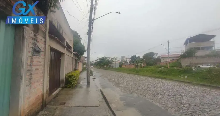 Casa com 3 quartos à venda na Avenida Alagoas, Sevilha 2 Seção, Ribeirão das Neves
