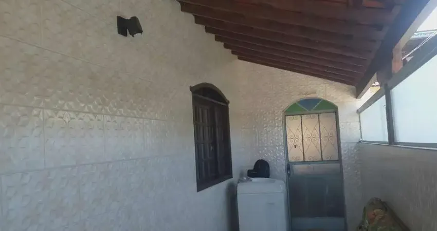 CASA INDIVIDUAL COM 5 VAGAS DE GARAGEM! OPORTUNIDADE NO BAIRRO ÁGUA BRANCA EM CONTAGEM!