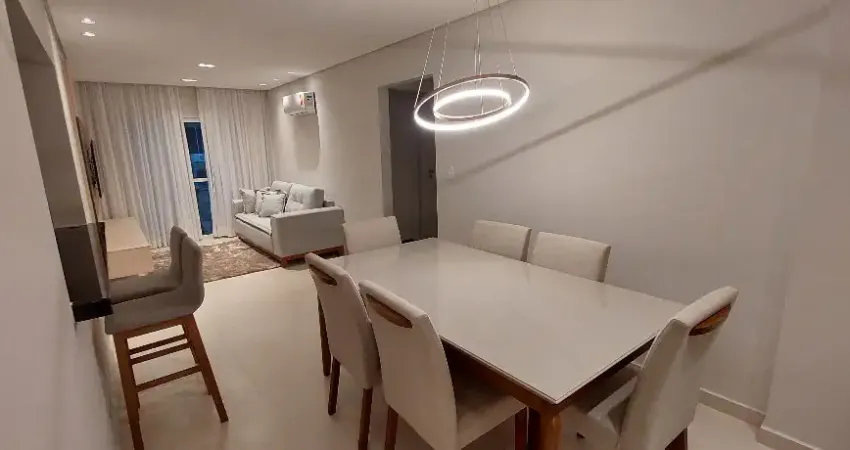 Apartamento com 119 m², 03 dormitórios, 02 suítes e 02 vagas