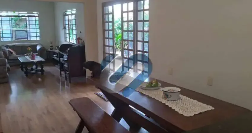 Casa com 2 quartos à venda na Rua André Luiz Nogari, 777, Alto da Boa Vista, Londrina