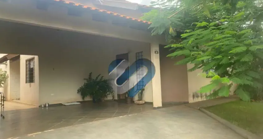 Casa com 3 quartos à venda na rua Miguel Cassione, 422, Jardin São Francisco, Ibiporã