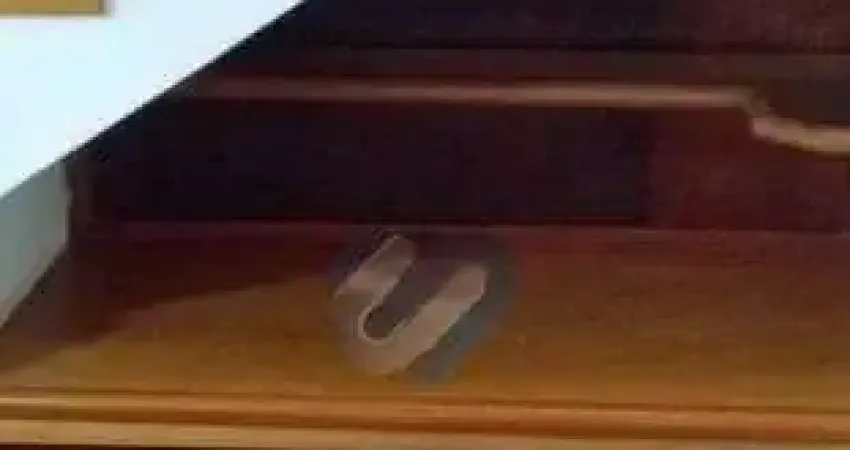 Casa com 3 quartos à venda na Rua Júlio de Castilho, 442, Jardim Sabará, Londrina