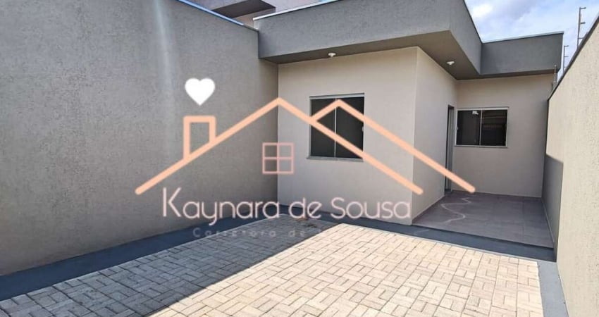 Casa linda com 3 quartos, sendo 1 suíte,  no Parque Real!!