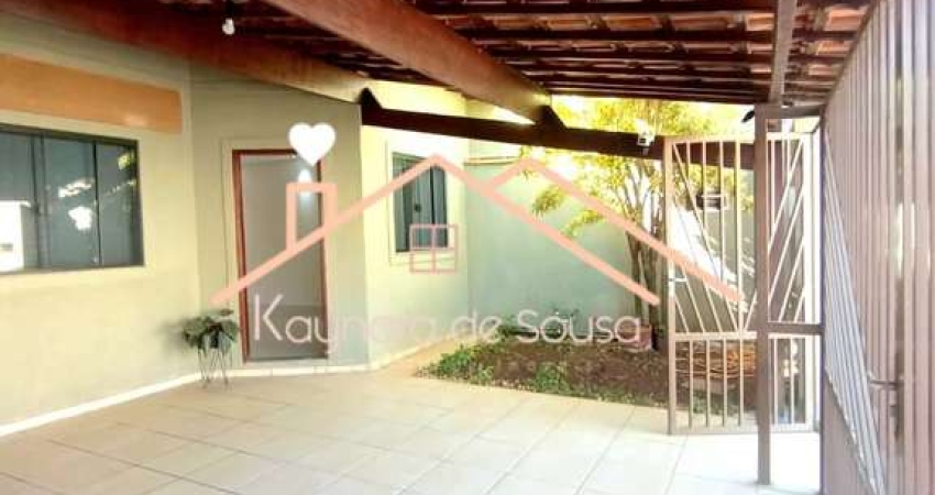 Casa com 2 quartos à venda na Rua Roberto Aragone, Jardim Jatobá, Pouso Alegre