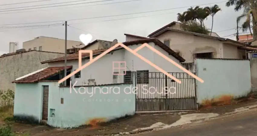Casa com 1 quarto à venda na Rua Valdi Estevam, Jardim Califórnia, Pouso Alegre