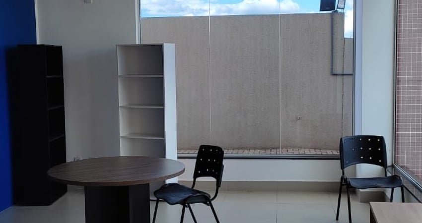 Sala comercial com 3 salas para alugar na Avenida Professora Laura Pacheco Bastos, 1011, Cidade dos Lagos, Guarapuava
