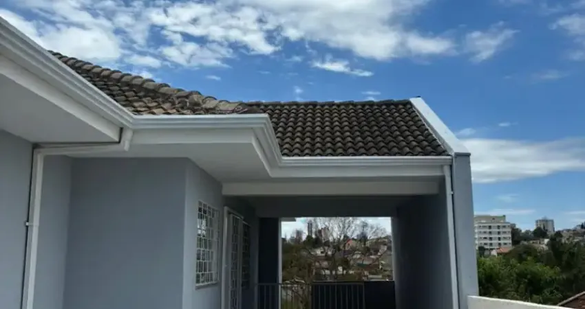 Ótima casa disponível para locação!  localização: rua goiás, bairro dos estados. próximo da praça da fé