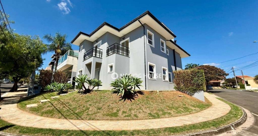 Casa à Venda no Condomínio Vivenda das Cerejeiras em Valinhos/SP