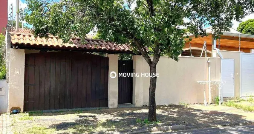 Casa com 3 quartos à venda na Avenida Brasil, 536, Vila Santana, Valinhos