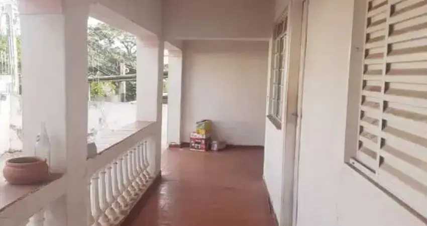 CASA ANTIGA ÓTIMA ESTRUTURA PARA REFORMA 03 DORM -  138,00 M2 - TERRENO 310,65 M2 - JARDIM AURÉLIA