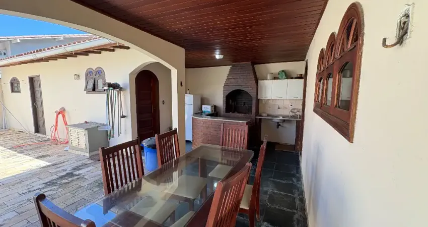 Casa com 4 quartos à venda no Cancela Preta, Macaé 