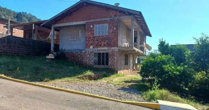 Casa com 2 quartos à venda no Piratini, Gramado