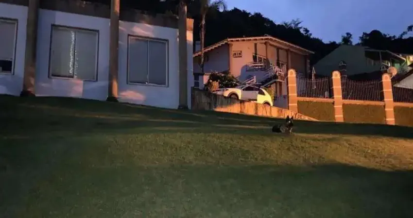 Casa com 2 quartos à venda no Centro, Parobé