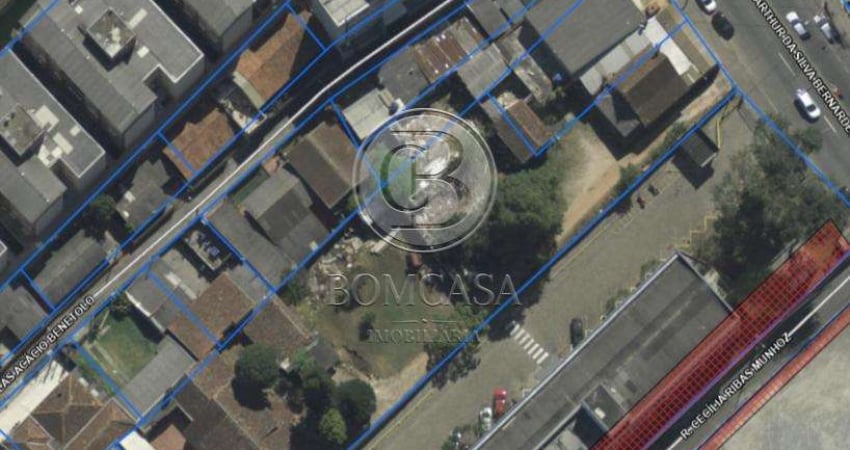 Terreno à venda na Avenida Presidente Arthur da Silva Bernardes, 2162, Portão, Curitiba
