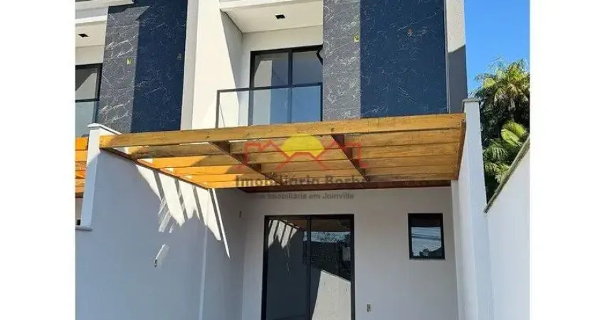 Casa com 3 quartos à venda no São Marcos, Joinville 