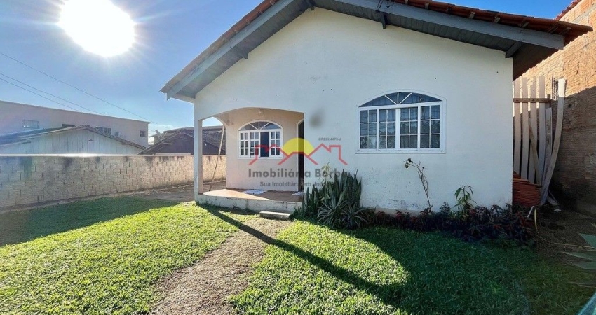 12512 - Casa com 03 Dormitórios no bairro  Boehmerwald