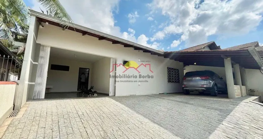 12466 - Casa Averbada Semi Mobiliada com Suite no bairro  Petrópolis