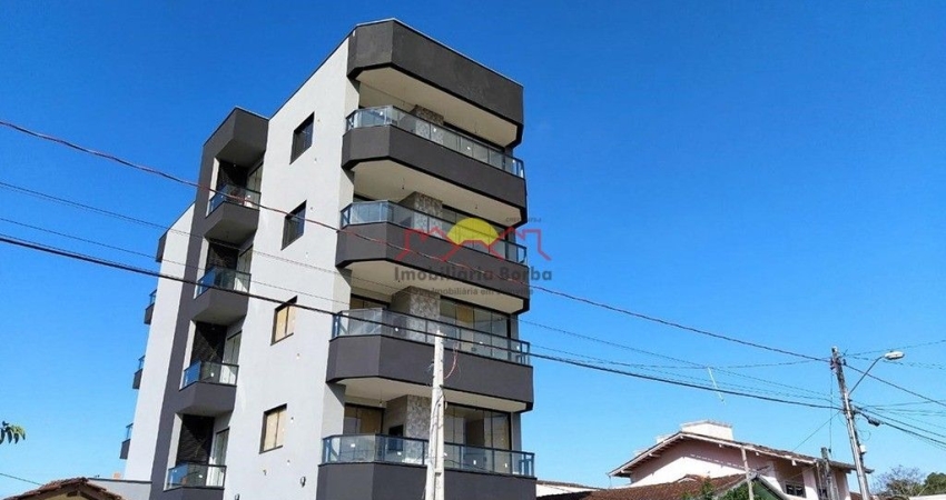 12620 - Apartamento com Elevador e  Suíte no bairro  Costa Silva
