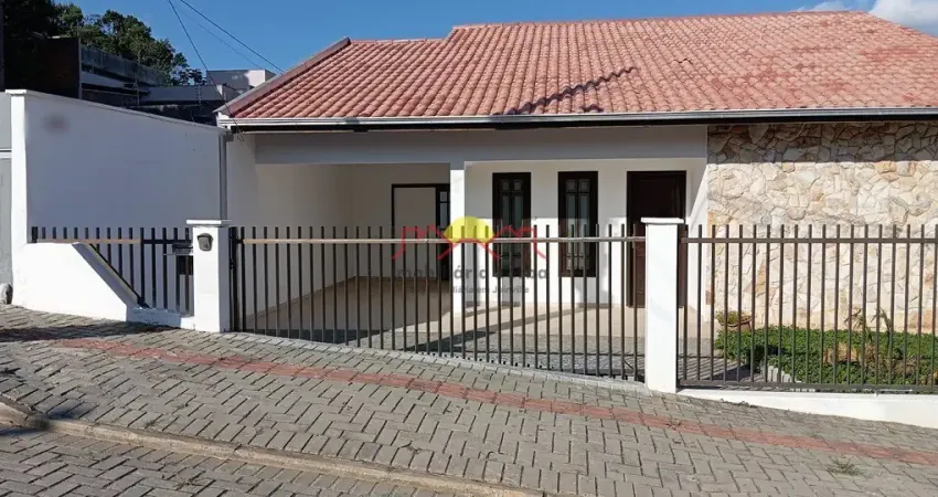 12879 - casa averbada semi-mobiliada, 3 dormitórios no bairro boehmerwakd