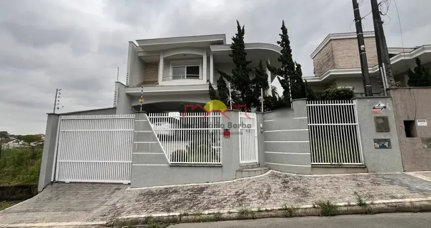 12930 - casa, 4 dormitórios ( sendo 3 suítes ) no bairro floresta