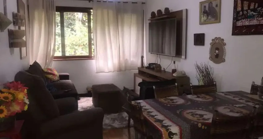 Apartamento com 2 dormitórios à venda, 65 m² por R$ 240.000,00 - Vale do Paraíso - Teresópolis/RJ