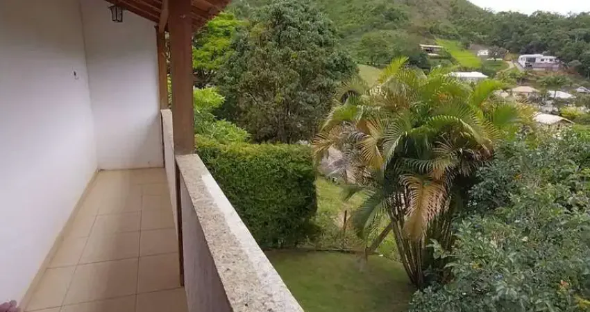 Casa com 4 dormitórios à venda, 218 m² por R$ 700.000,00 - Sebastiana - Teresópolis/RJ