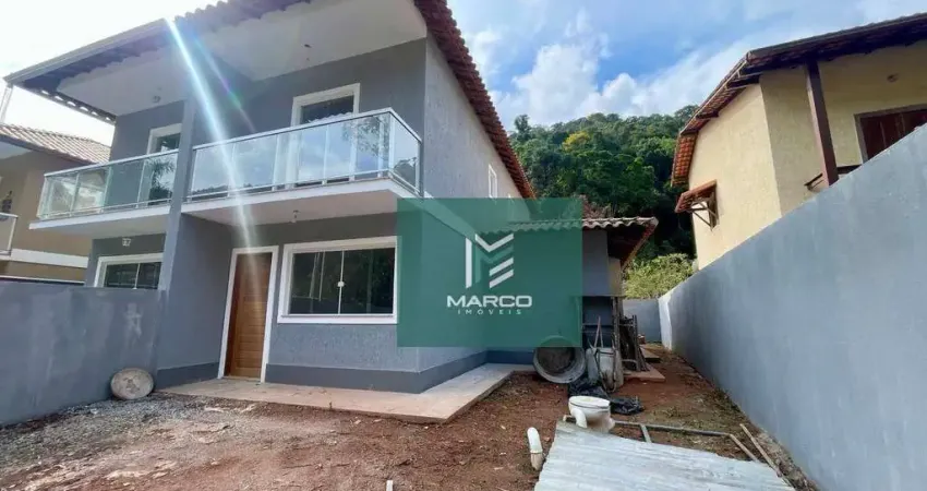 Casa com 3 dormitórios à venda, 125 m² por R$ 550.000,00 - Albuquerque - Teresópolis/RJ