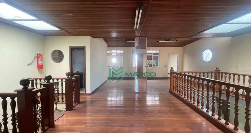 Sobrado para alugar, 517 m² por R$ 7.820,50/mês - Várzea - Teresópolis/RJ