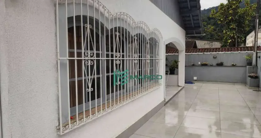 Casa com 3 dormitórios à venda, 186 m² por R$ 990.000 - Meudon - Teresópolis/RJ