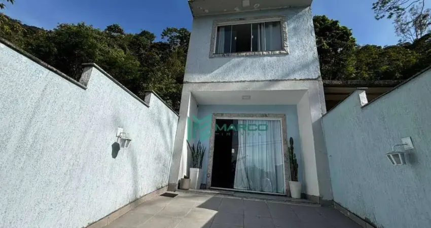 Casa com 2 dormitórios à venda, 42 m² por R$ 340.000,00 - Carlos Guinle - Teresópolis/RJ