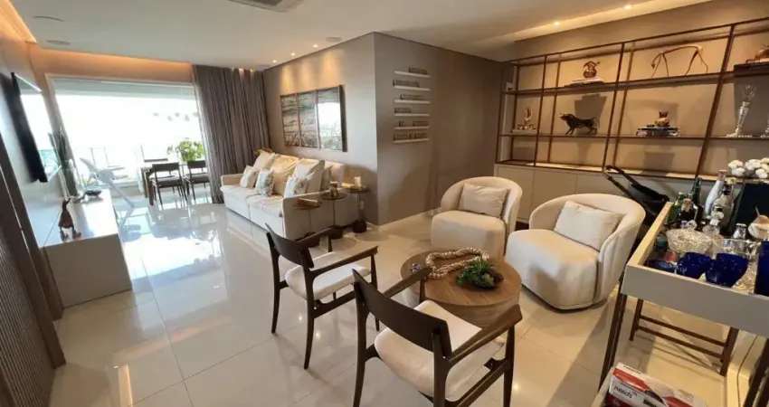 Lindíssimo apt finamente decorado pronto para morar vista mar!