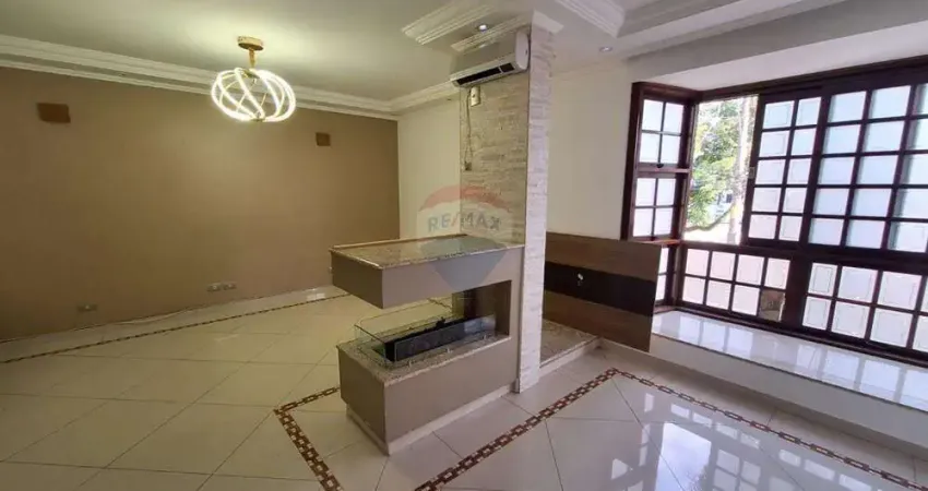 Casa com 3 quartos para alugar na Rua Capricho, 1214, Vila Nivi, São Paulo