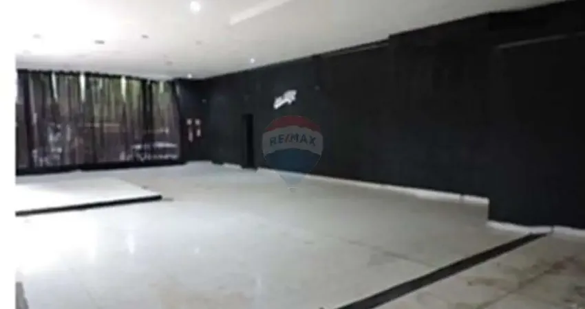 Prédio para alugar na Rua Eduardo Espinola Filho, 72, Vila Isolina Mazzei, São Paulo