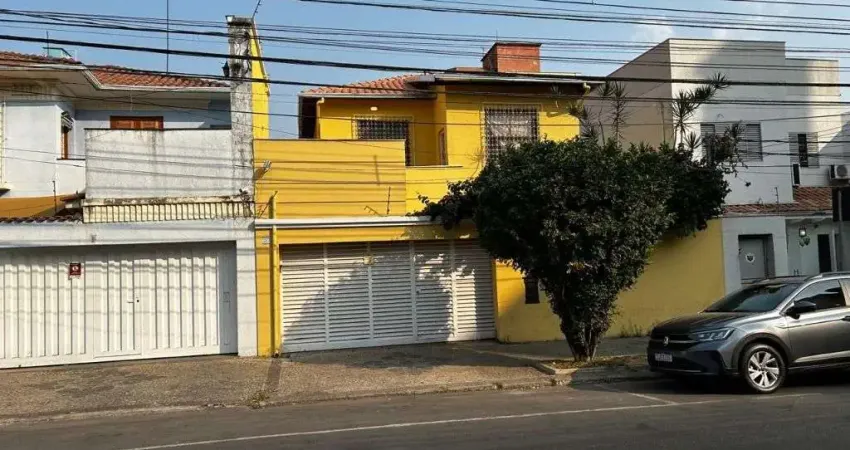 Casa 03 quartos  à venda   no bairro Floresta Rua Aquiles Lobo