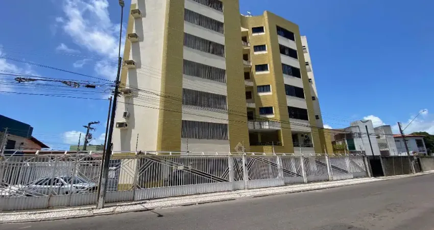 Apartamento 3º andar - norte/leste - com armários - 3/4 e suíte