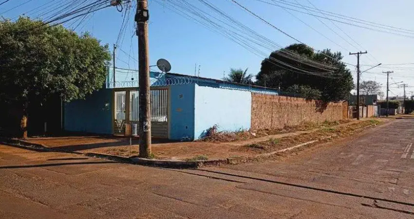Térrea para venda possui 120 metros quadrados com 3 quartos em Coophavila II - Campo Grande - MS