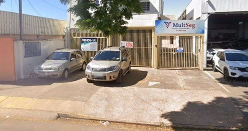Galpão/Depósito/Armazém para venda tem 318 metros quadrados com 5 quartos