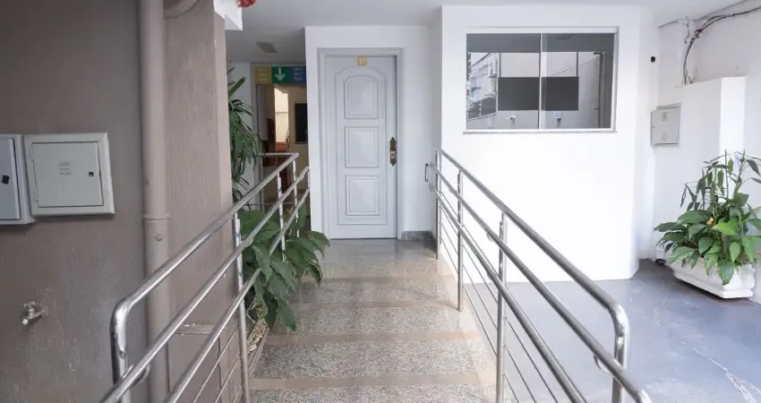 Sala Comercial com 3 ambientes + 1 copa e 1 banheiro  no Centro Empresarial Candido Mariano