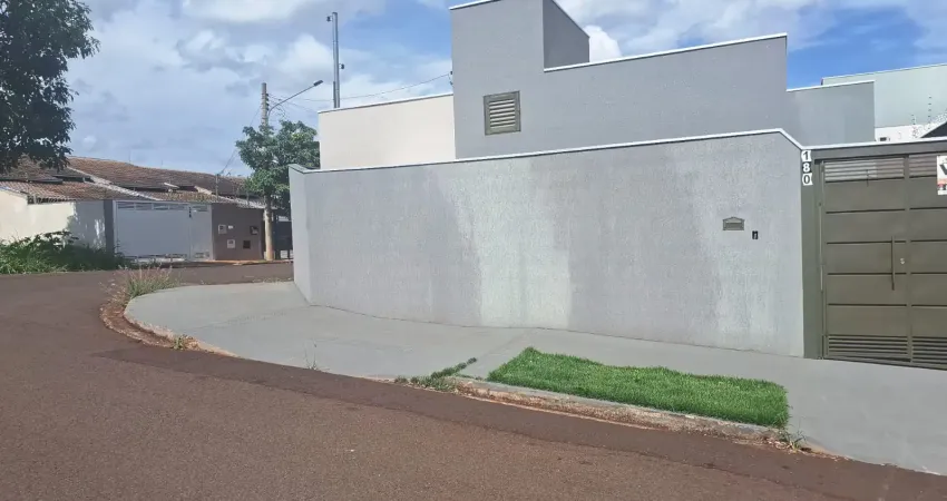 Casa localizada próxima a ucdb no bairro vila nasser campo  grande ms