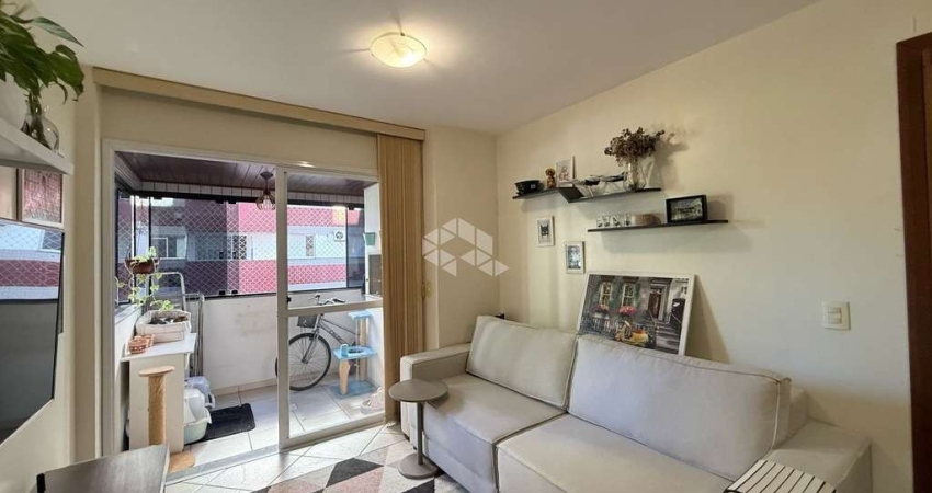 Apartamento 2 dormitórios sendo 1 suíte na trindade Florianópolis SC