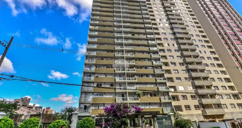 APARTAMENTO À VENDA NO BIGORRILHO – EDIFÍCIO COSTA ESMERALDA