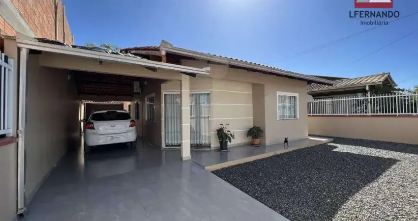 Casa mobiliada com 3 dormitórios, sendo 1 suíte à venda, 125 m² por R$ 850.000 - Itacolomi - Balneário Piçarras/SC