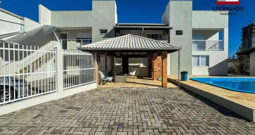 Casa com 5 dormitórios, sendo 3 suítes  à venda, 250 m² por R$ 2.650.000 - Armação - Penha/SC