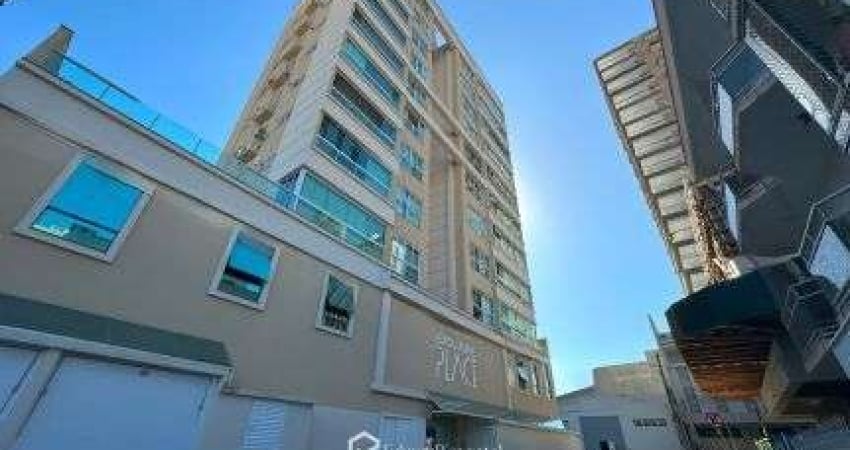 Apartamento à Venda com 4 Dormitórios no Centro de Itapema-SC