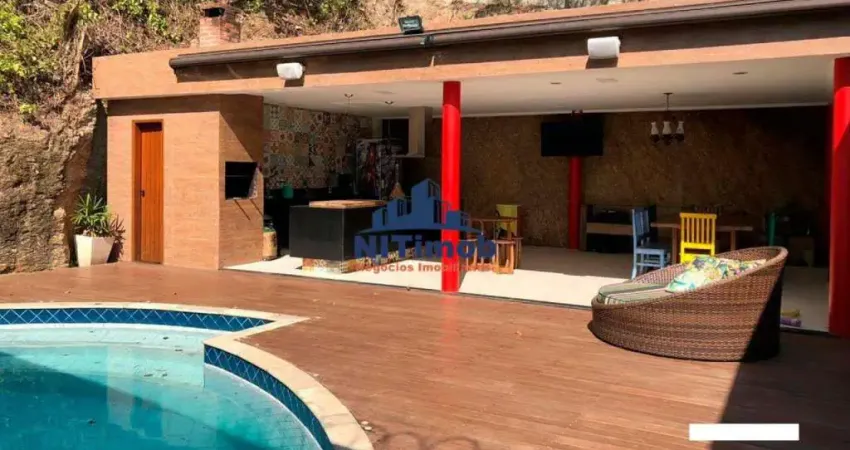 Casa à venda, 4 quartos, 3 suítes, 4 vagas, São Francisco - Niterói/RJ