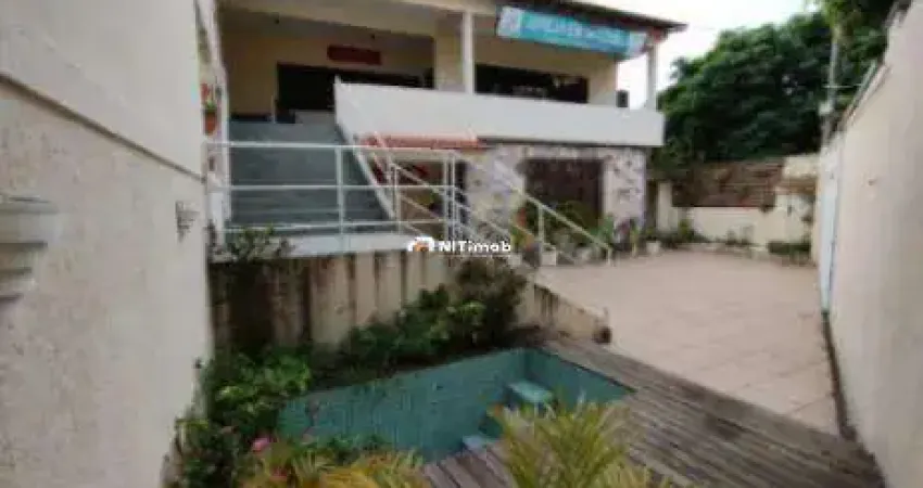 Prédio à venda, 4 quartos, 1 suíte, 2 vagas, São Francisco - Niterói/RJ