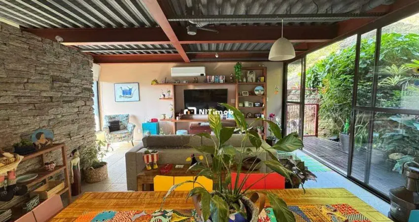 Casa à venda, 2 quartos, 2 suítes, 2 vagas, São Francisco - Niterói/RJ