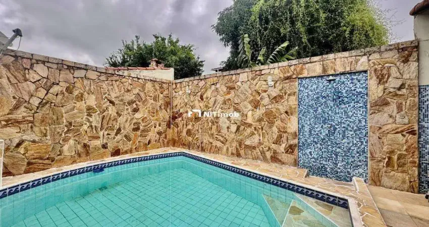 Casa à venda, 6 quartos, 2 suítes, 2 vagas, Piratininga - Niterói/RJ